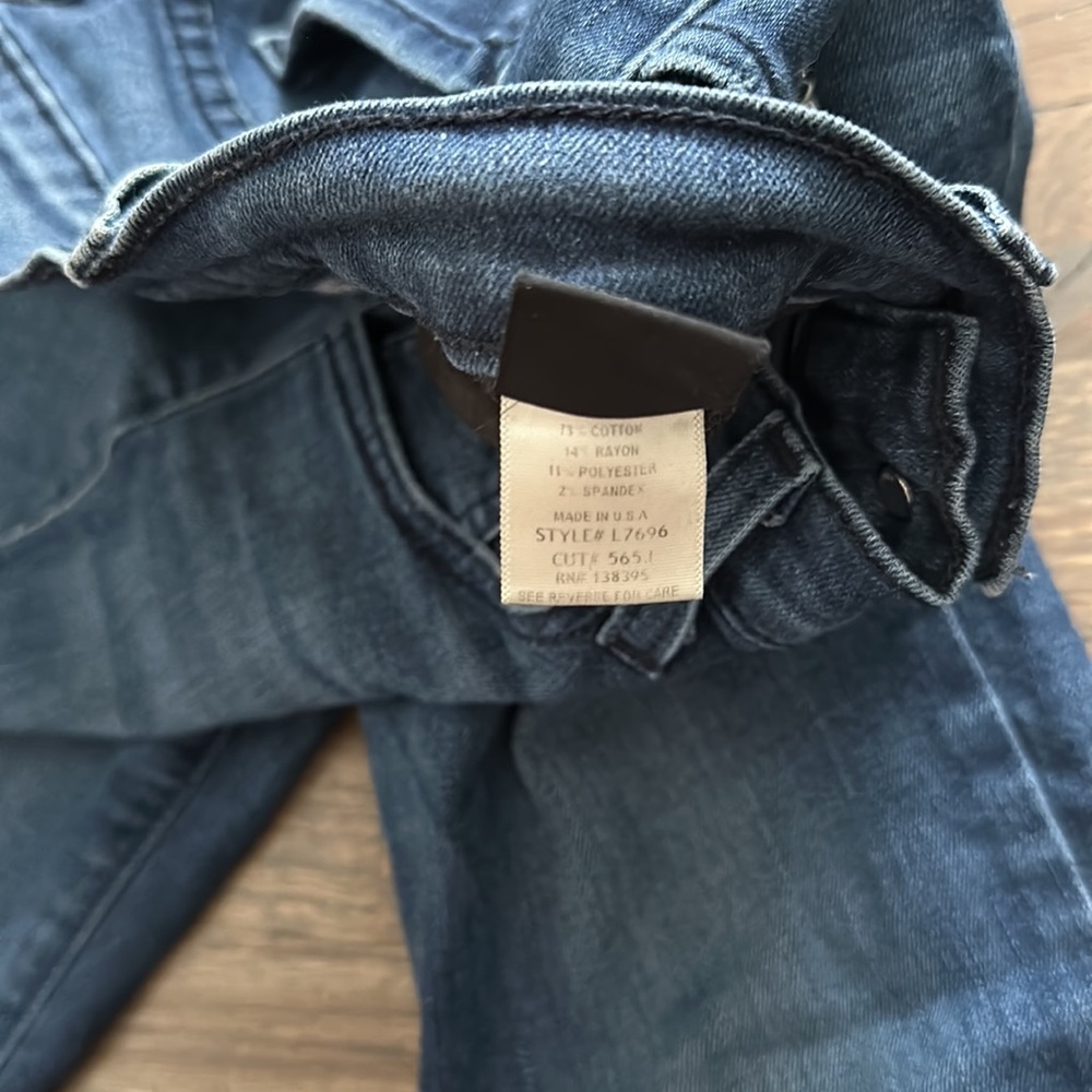 Flying Monkey Jeans 🐒👖 - Picture 3 of 5